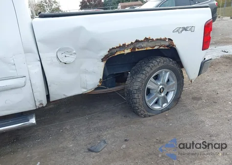 2013 Chevrolet Silverado 1500 Lt z USA, uszkodzony, nr VIN 1GCRKSE71DZ382317